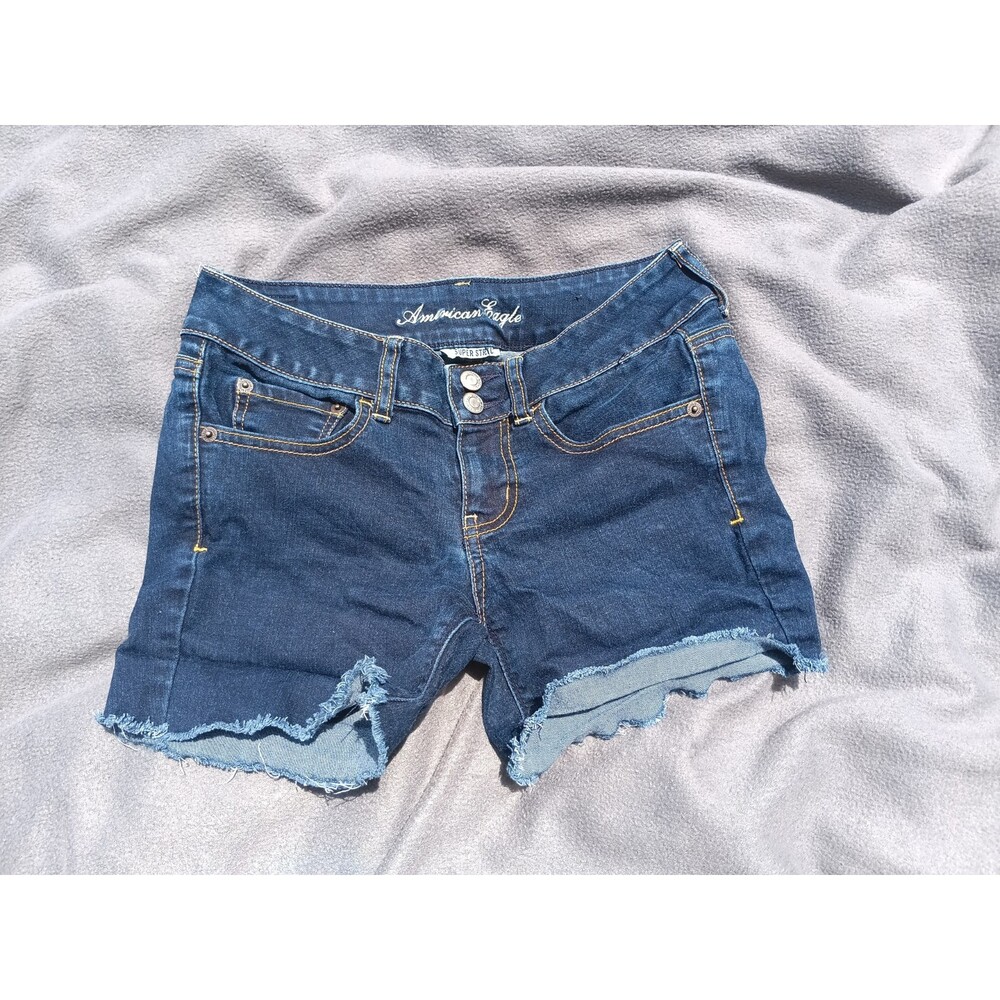 American Eagle Women’s 4 Super Stretch Artist Dark Denim Cutoff Shorts